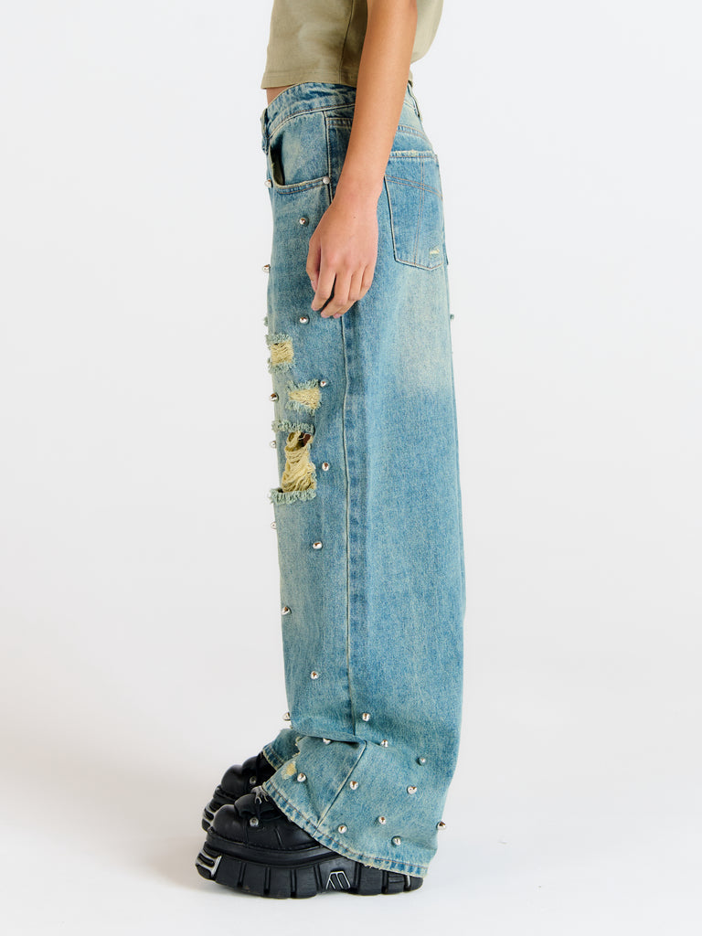 Dirty Wash Distressed Release Jean