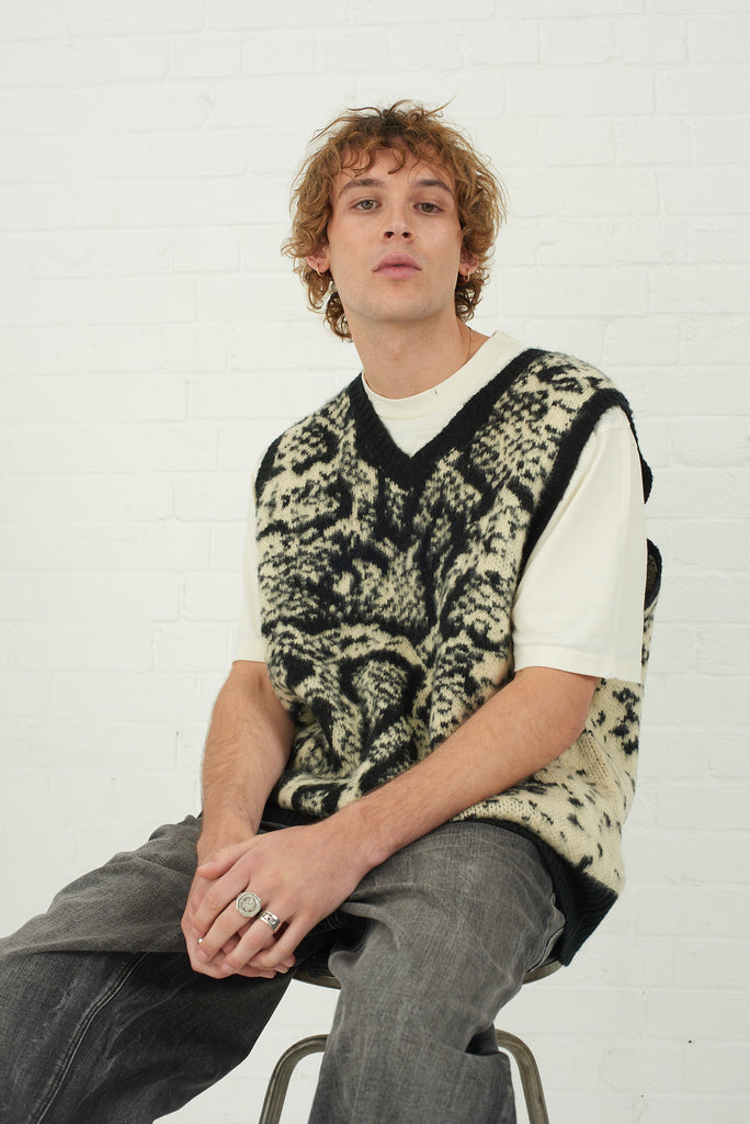 Sting Snake Print Knitted Vest