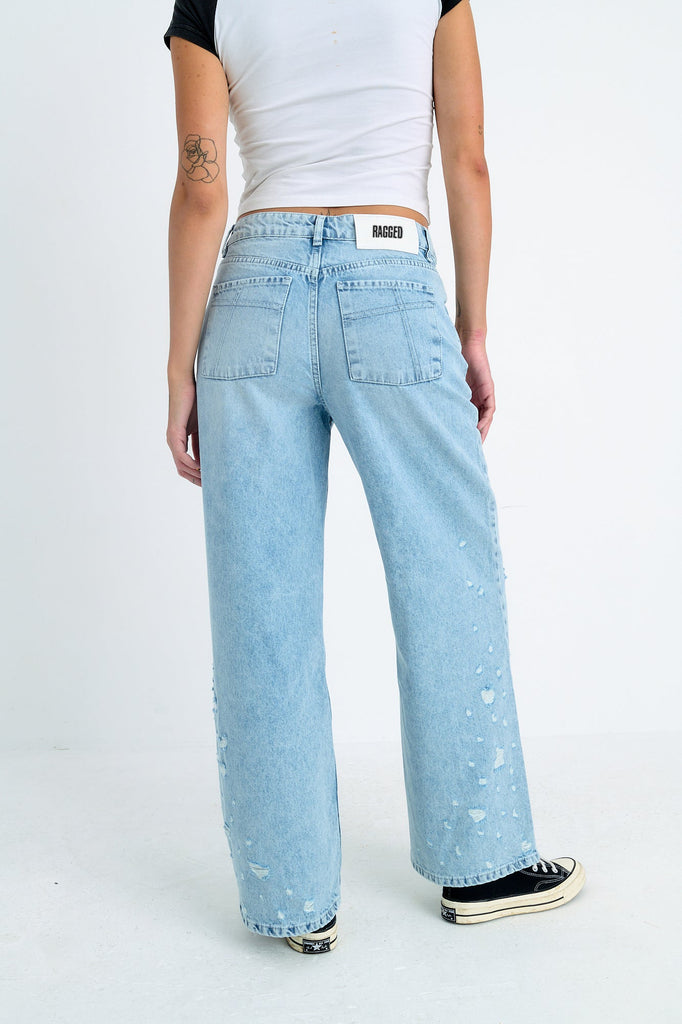 Atmosphere Distressed Release Jean