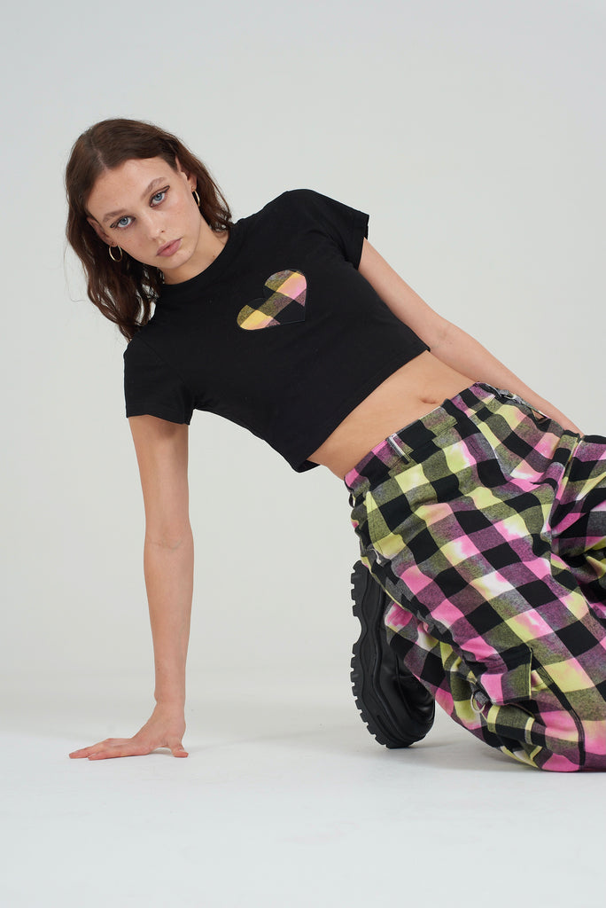 black short sleeve ringer tee top with pink and yellow tie dye check heart patch