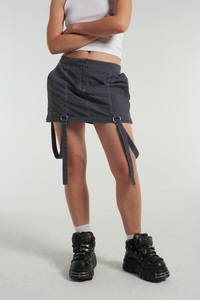 Zip-Off Parachute Skirt